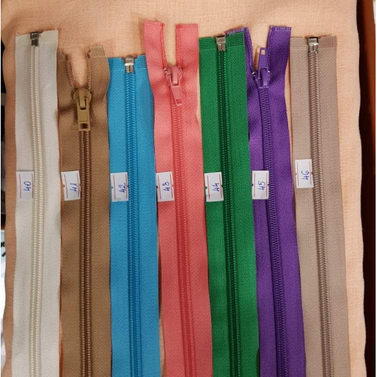  Bontható spirál cipzár 55cm